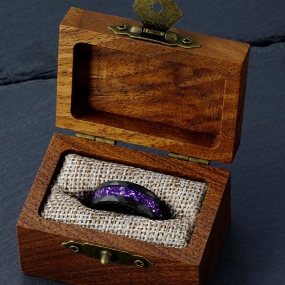 Black Tungsten Amethyst Inlay Ring – Size 7, 8mm Band - Picture 3 of 6